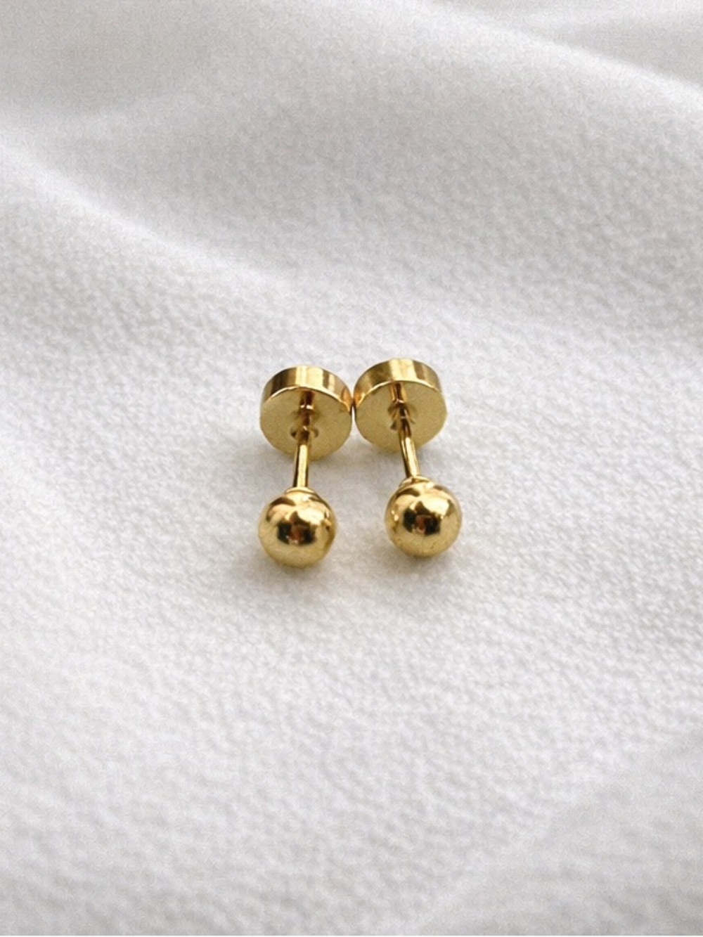 14k Gold plated stainless steel ball screw back earrings